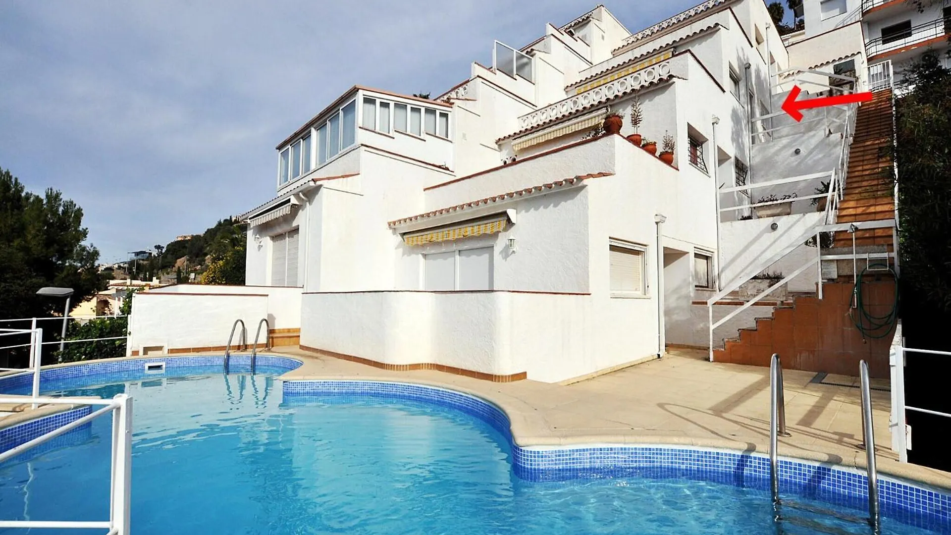 Apartment In Costa Brava With Sea View Roses
